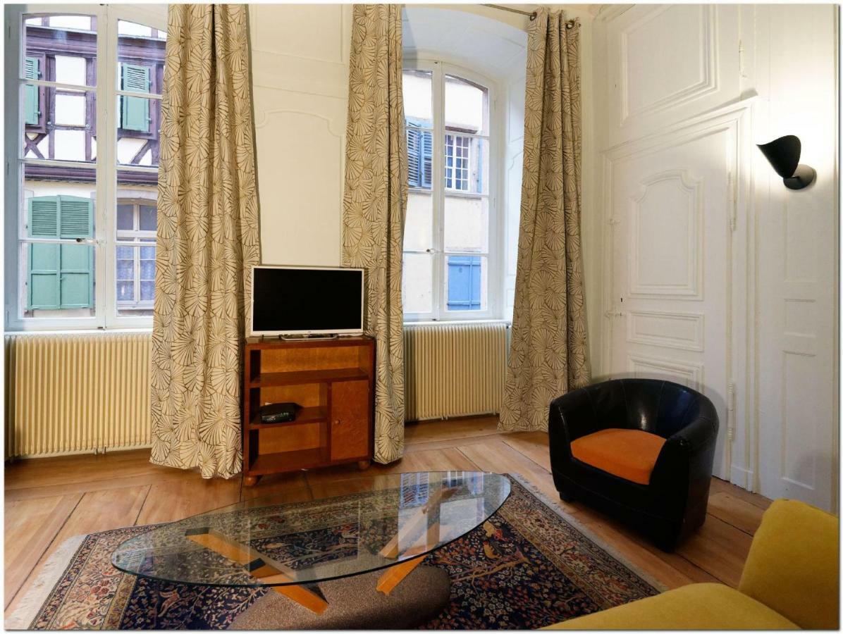Appartement Le 22 - Colmar Centre Parking Privatif En Option Esterno foto